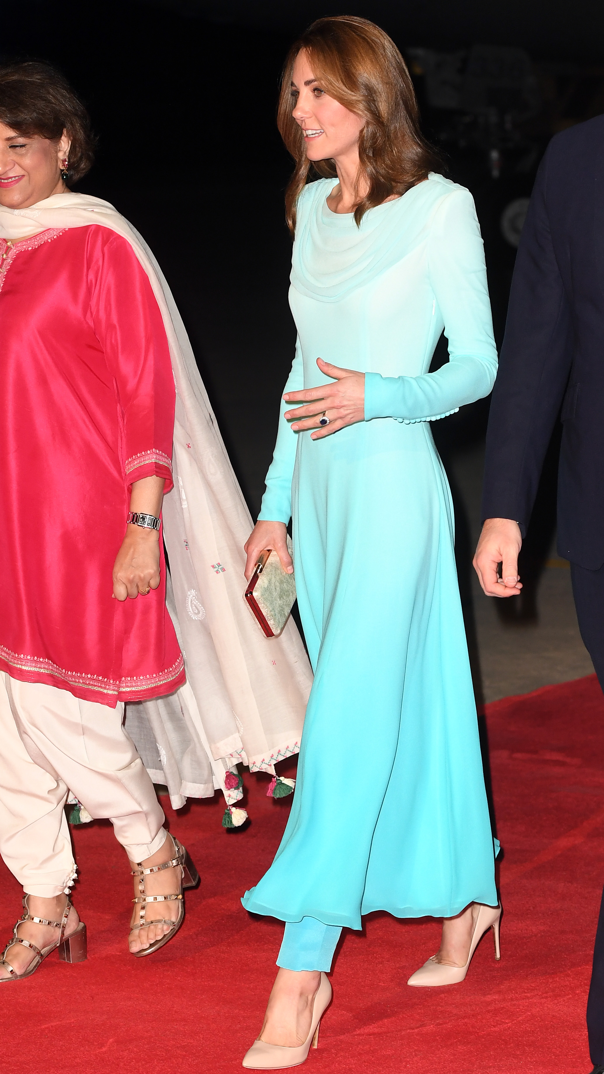 ROYAL TOUR: Kate Middleton channels Princess Diana with elegant outfit ...